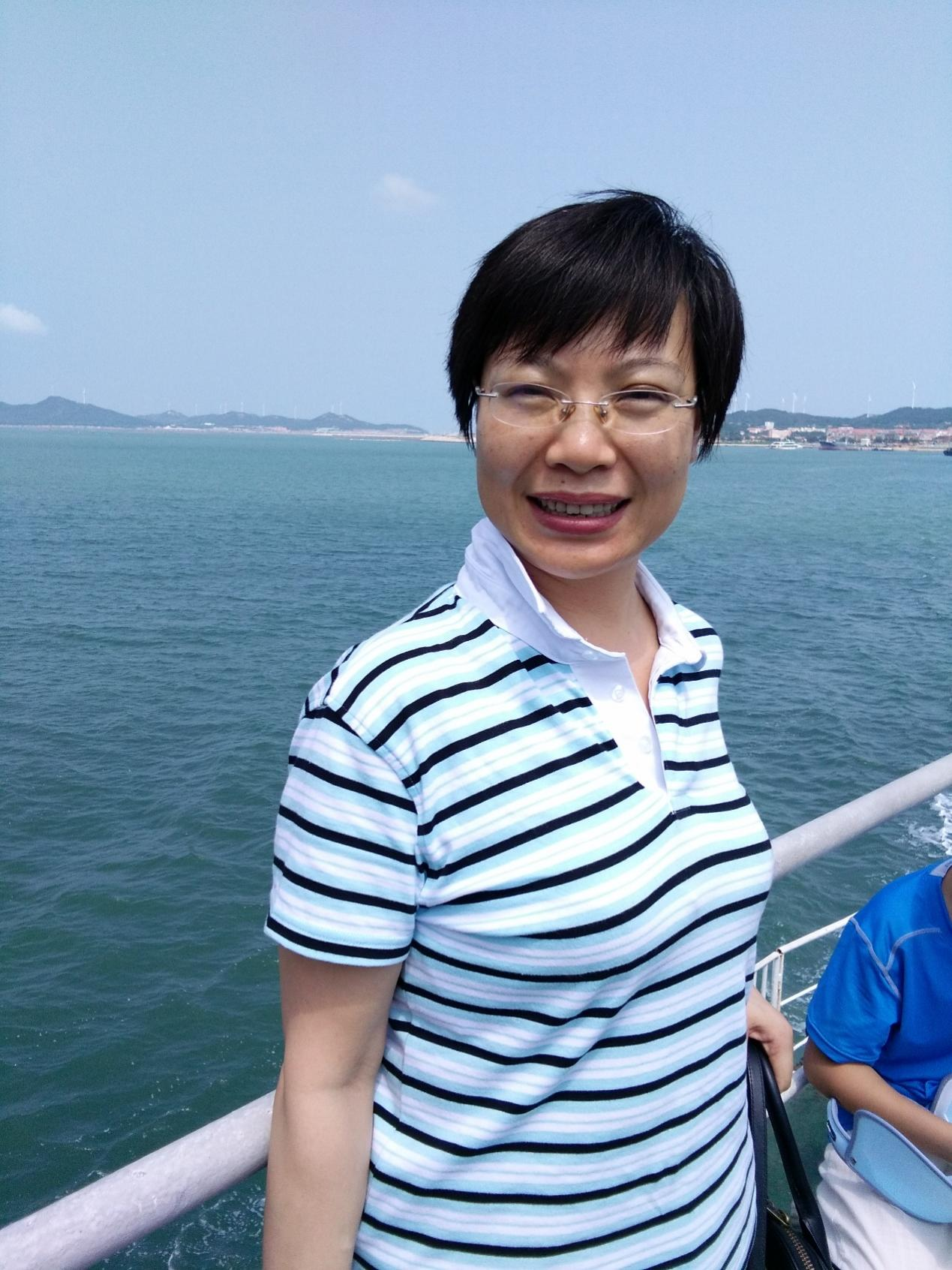  杨红梅